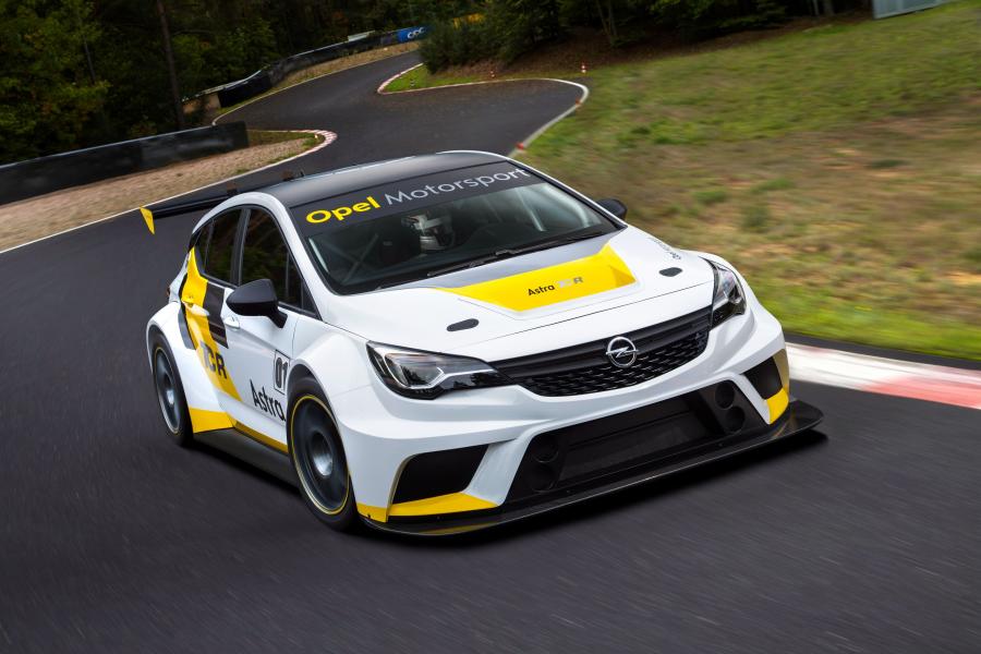  Opel Astra TCR 2016 года  (фото 17 из 29)